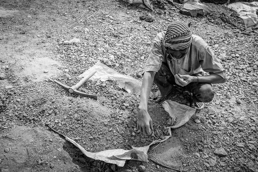 a gold rush in the desert Photo