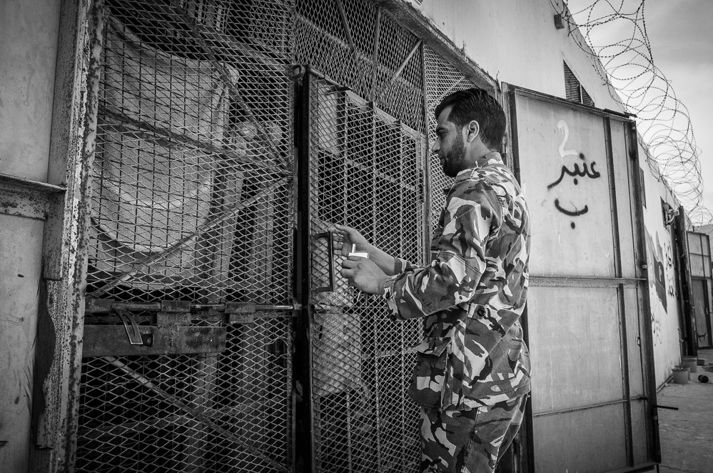 detained and deported Photo