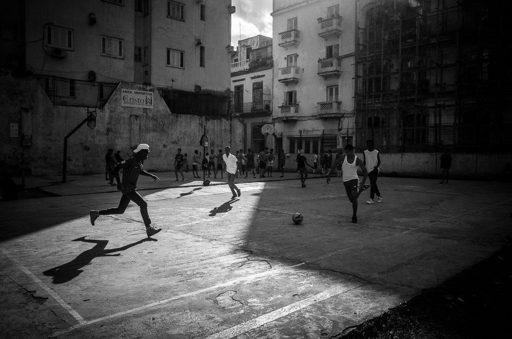 street/singles Photo