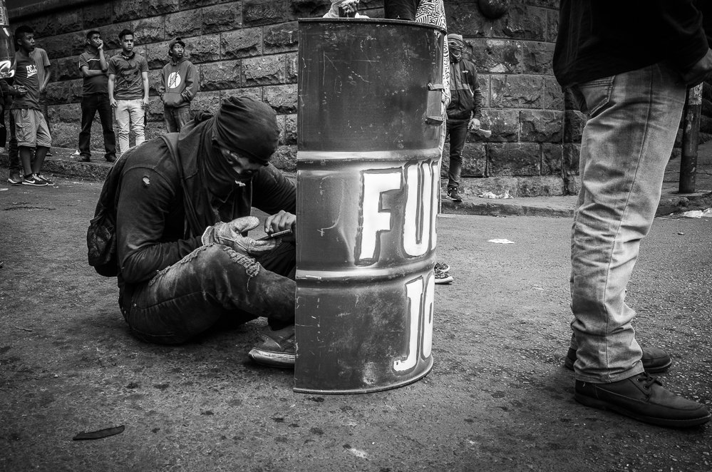 street/singles Photo