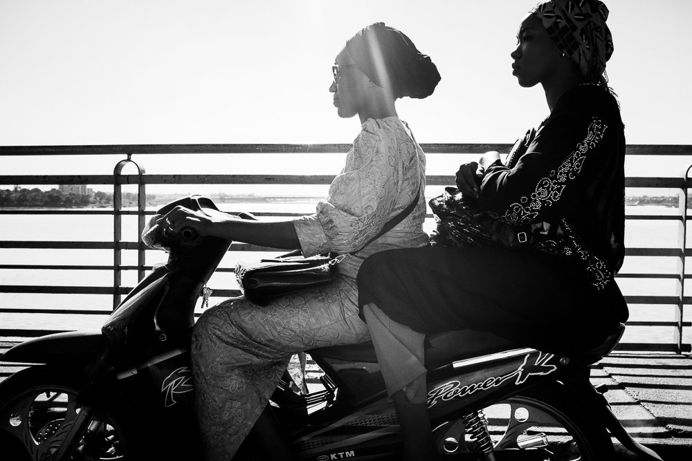 street/singles Photo