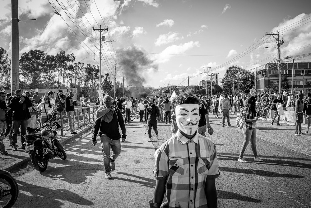 street/singles Photo